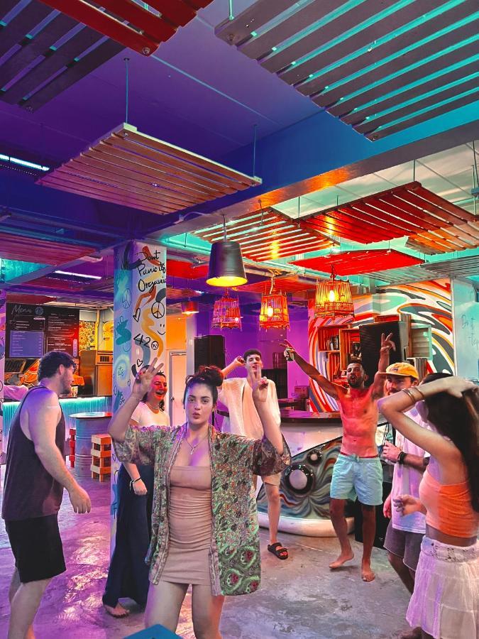 Bodega Krabi Hostel Ao Nang Exterior photo